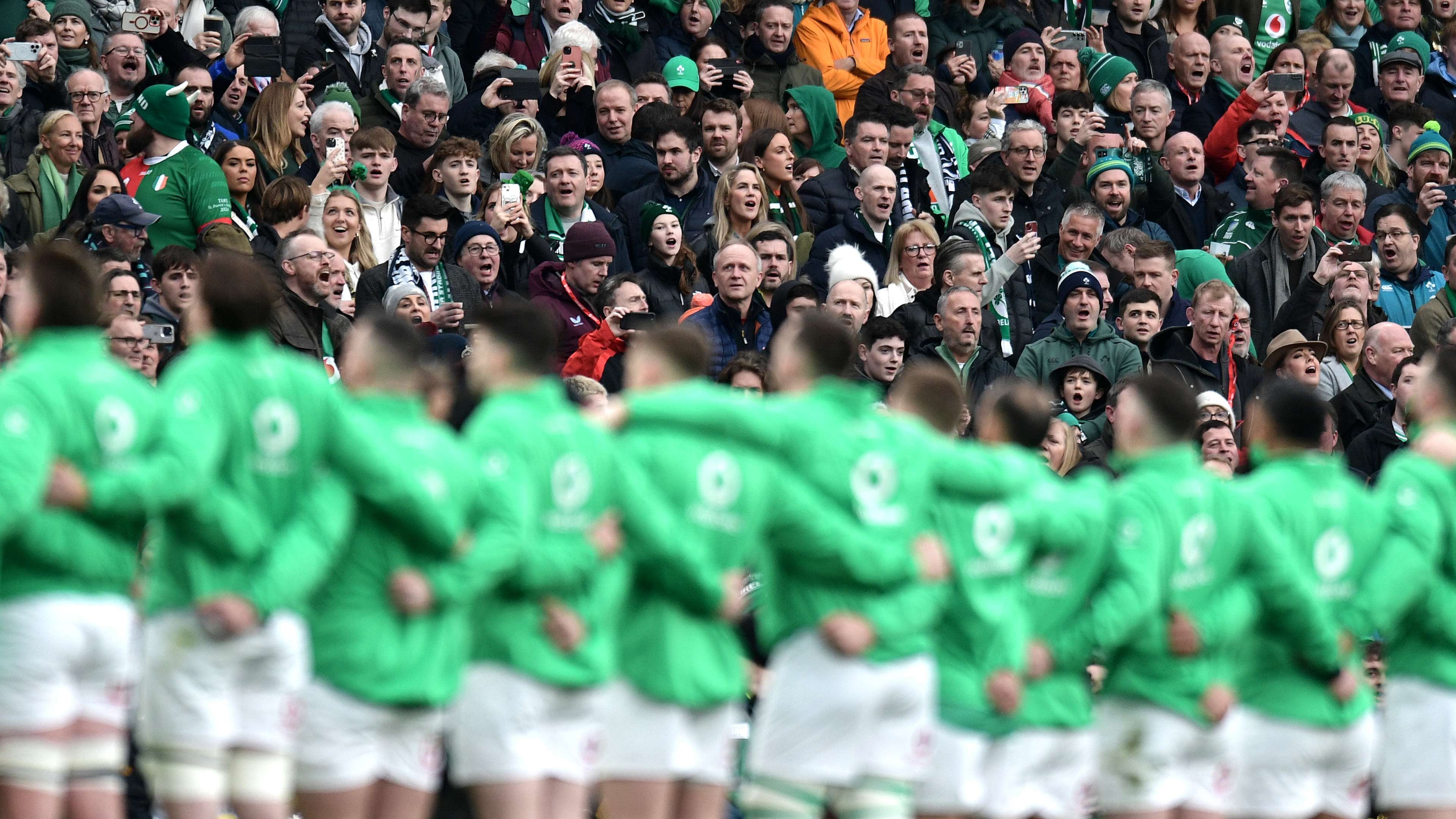 不再是单一 不再是单一